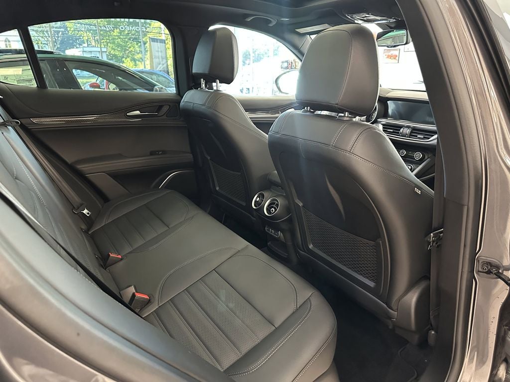 2023 Alfa Romeo Stelvio Quadrifoglio AWD