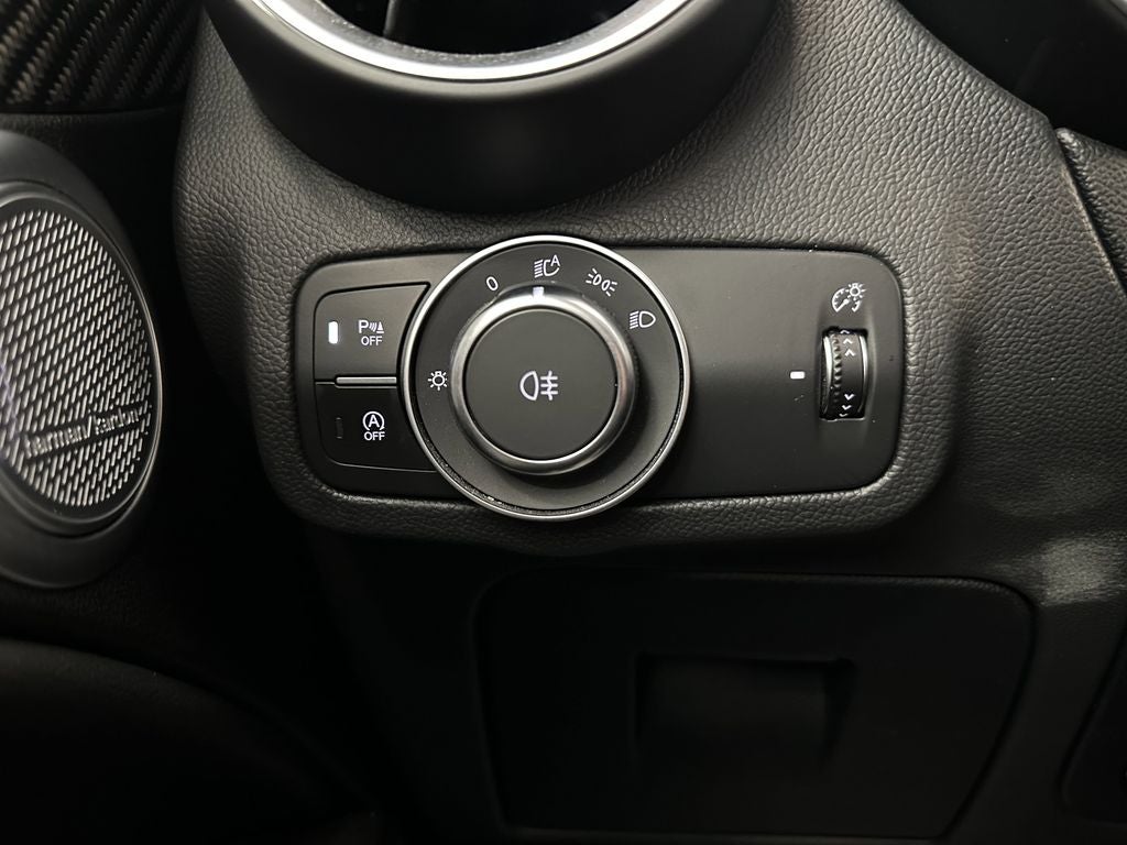 2023 Alfa Romeo Stelvio Quadrifoglio AWD