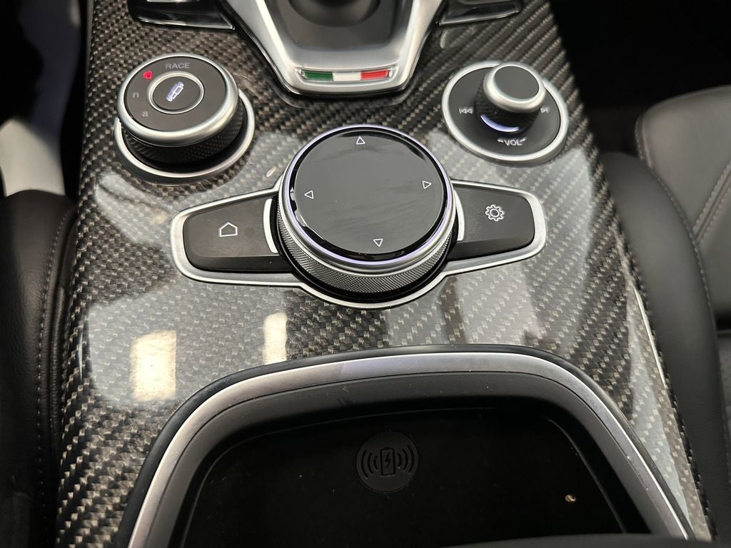 2023 Alfa Romeo Stelvio Quadrifoglio AWD