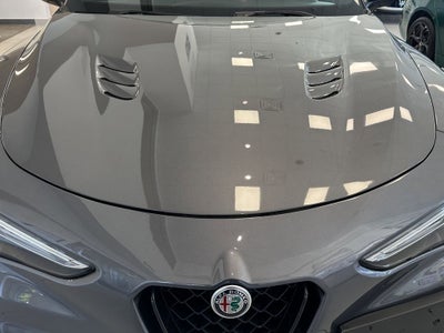 2023 Alfa Romeo Stelvio Quadrifoglio AWD