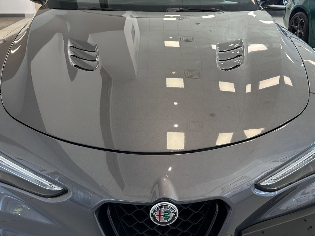 2023 Alfa Romeo Stelvio Quadrifoglio AWD