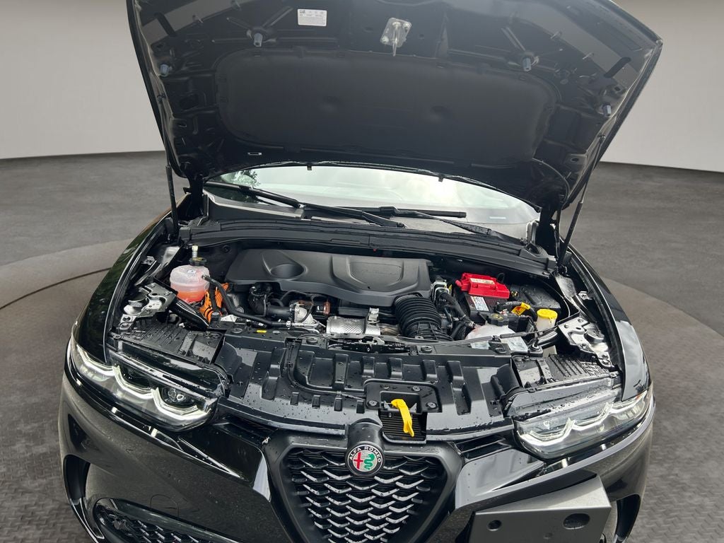 2025 Alfa Romeo Tonale Hybrid EAWD