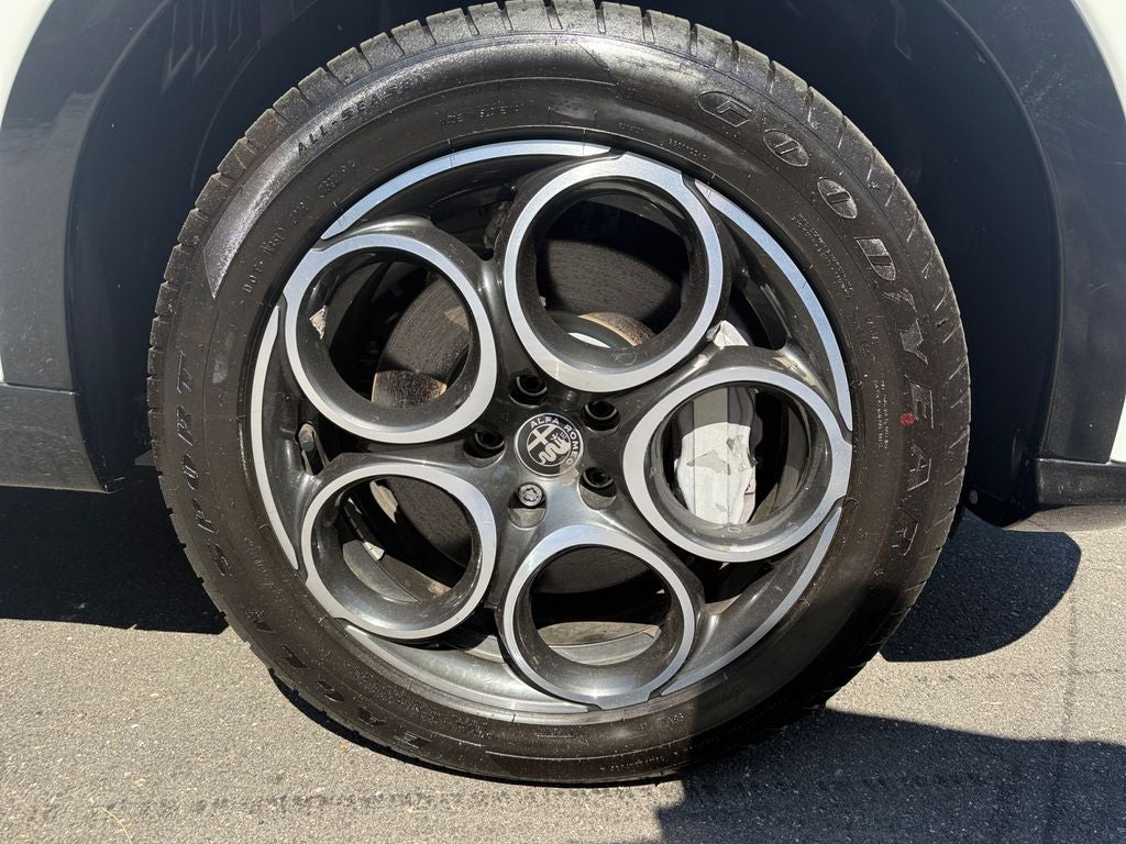 2025 Alfa Romeo Tonale Hybrid EAWD