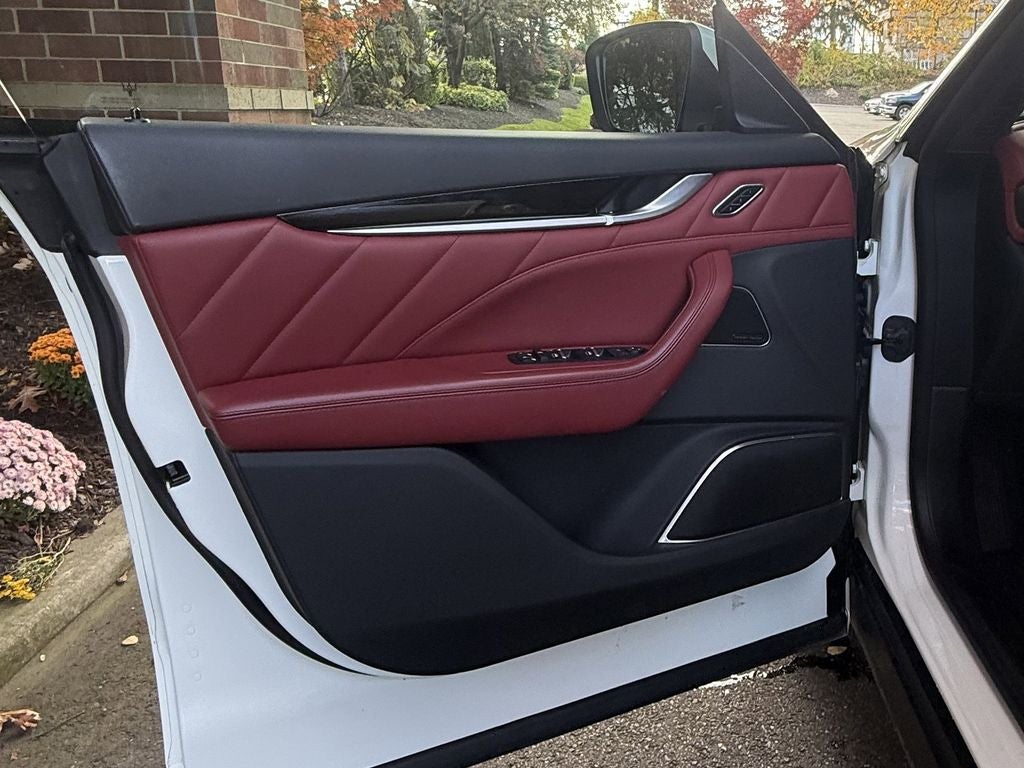 2023 Maserati Levante GT