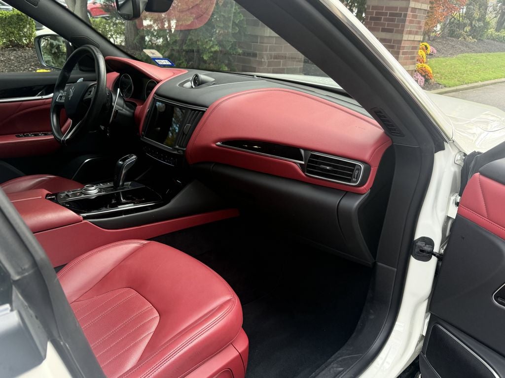 2023 Maserati Levante GT