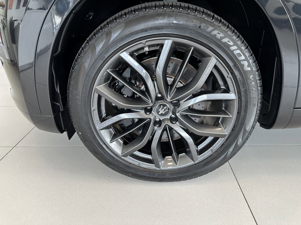 2024 Maserati Levante GT Ultima