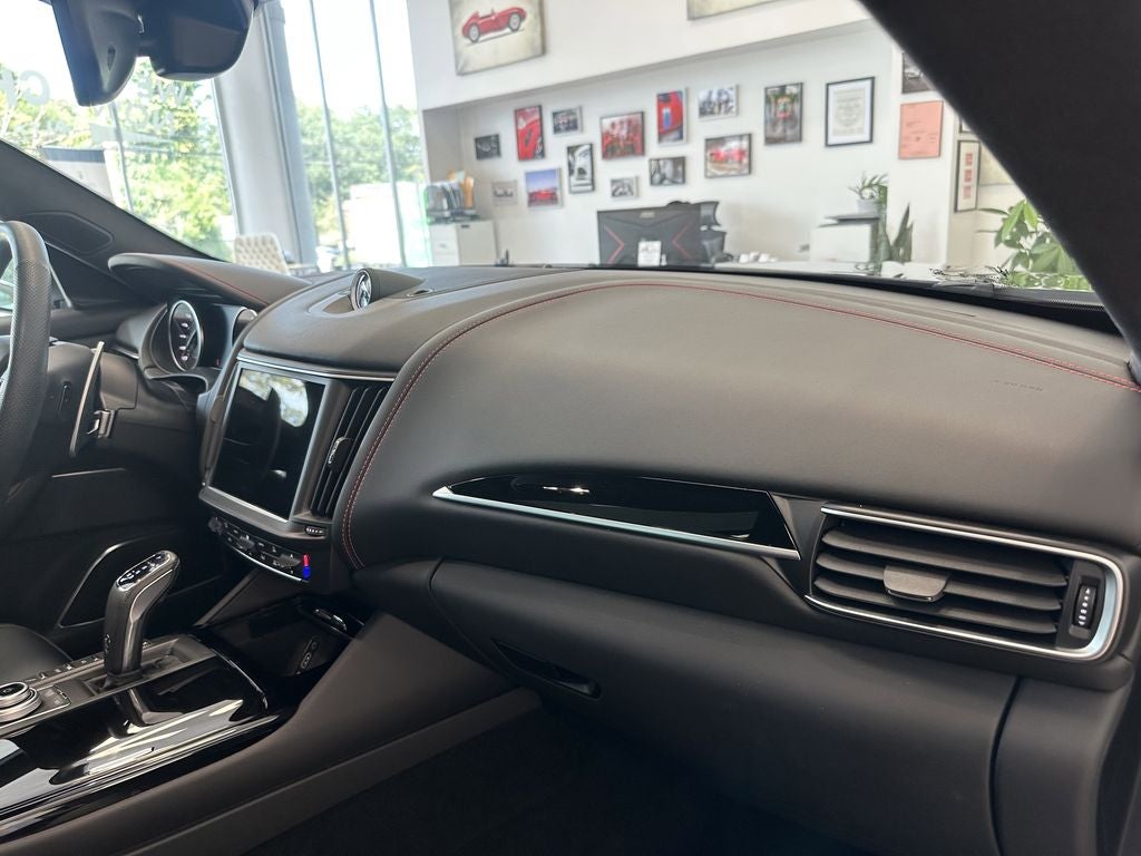 2024 Maserati Levante GT Ultima