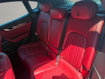 2022 Maserati Levante Modena